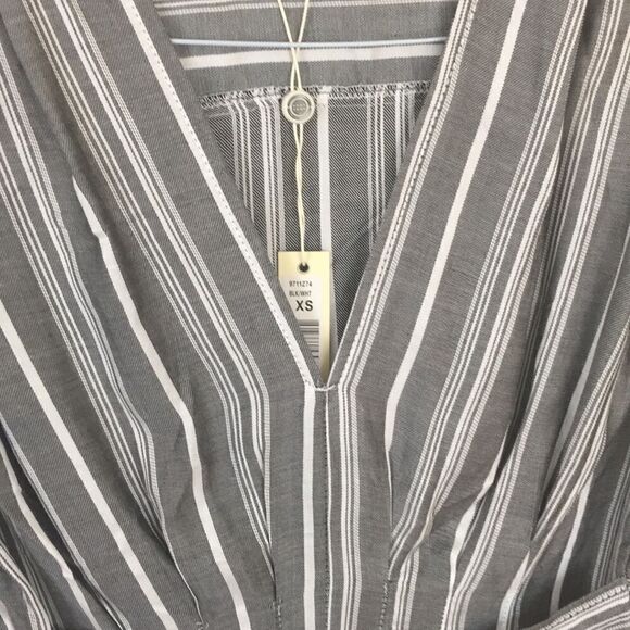 🅢🅐🅛🅔 Max Studio Striped Top - Picture 5 of 14